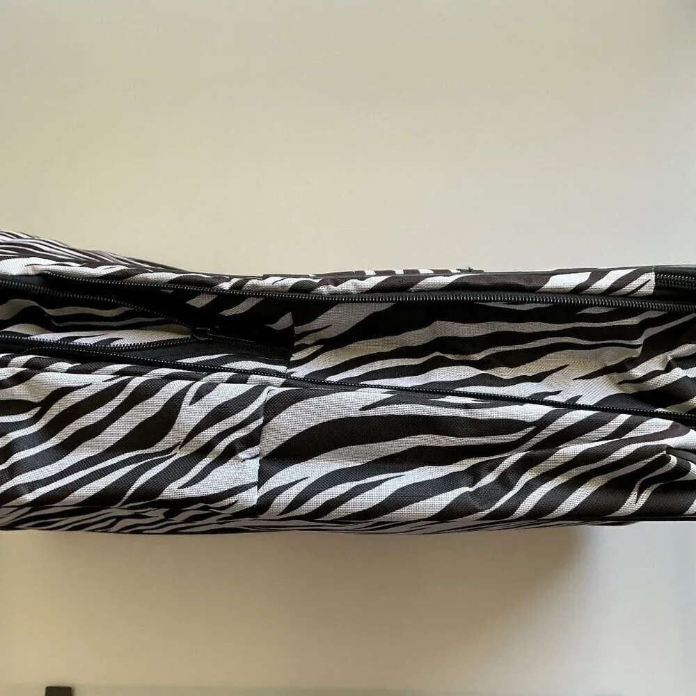 DOUBLE DECKER INSULATED FOOD AND BEVERAGE CARRY BAG ZEBRA PRINT PICNIC, TAILGATE